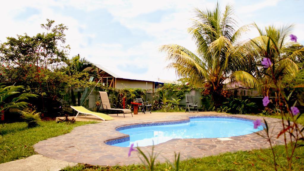 Hakuna Matata Hostel Cahuita Eksteriør bilde