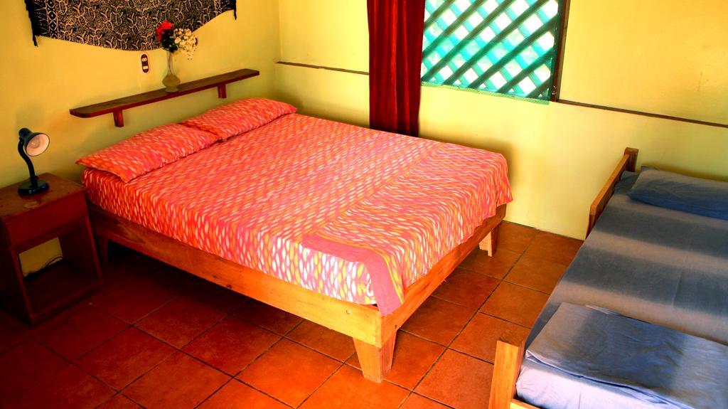 Hakuna Matata Hostel Cahuita Rom bilde