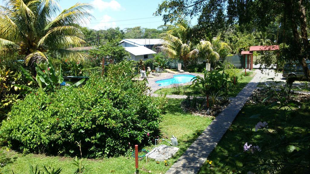 Hakuna Matata Hostel Cahuita Eksteriør bilde