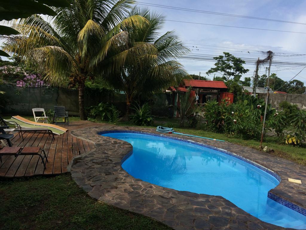 Hakuna Matata Hostel Cahuita Eksteriør bilde